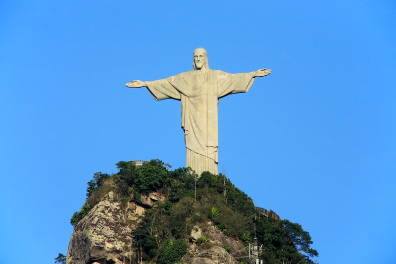 Destino preferido de turistas que vêm de toda a parte do mundo, o Cristo Redentor encanta a todos que visitam o Rio de Janeiro e suas maravilhosas praias / GB Imagem
