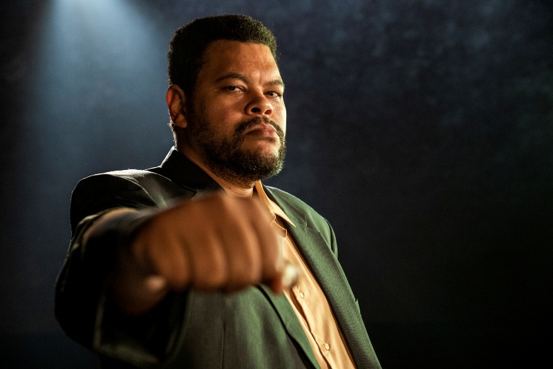 Babu Santana interpreta Muhammad Ali, o maior pugilista da História, eleito "O Desportista do Século" / Victor Pollak-RG
