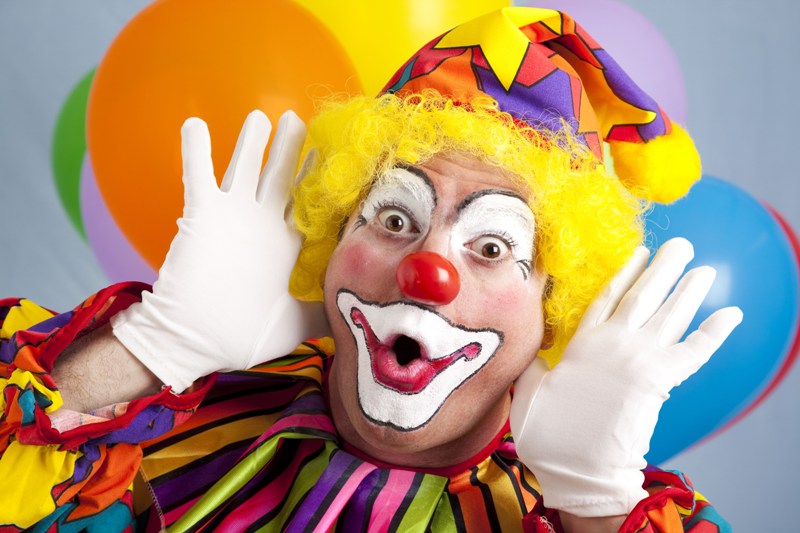 O palhaço ainda é a principal atração do circo e consegue arrancar risos de crianças e adultos / GB Imagem