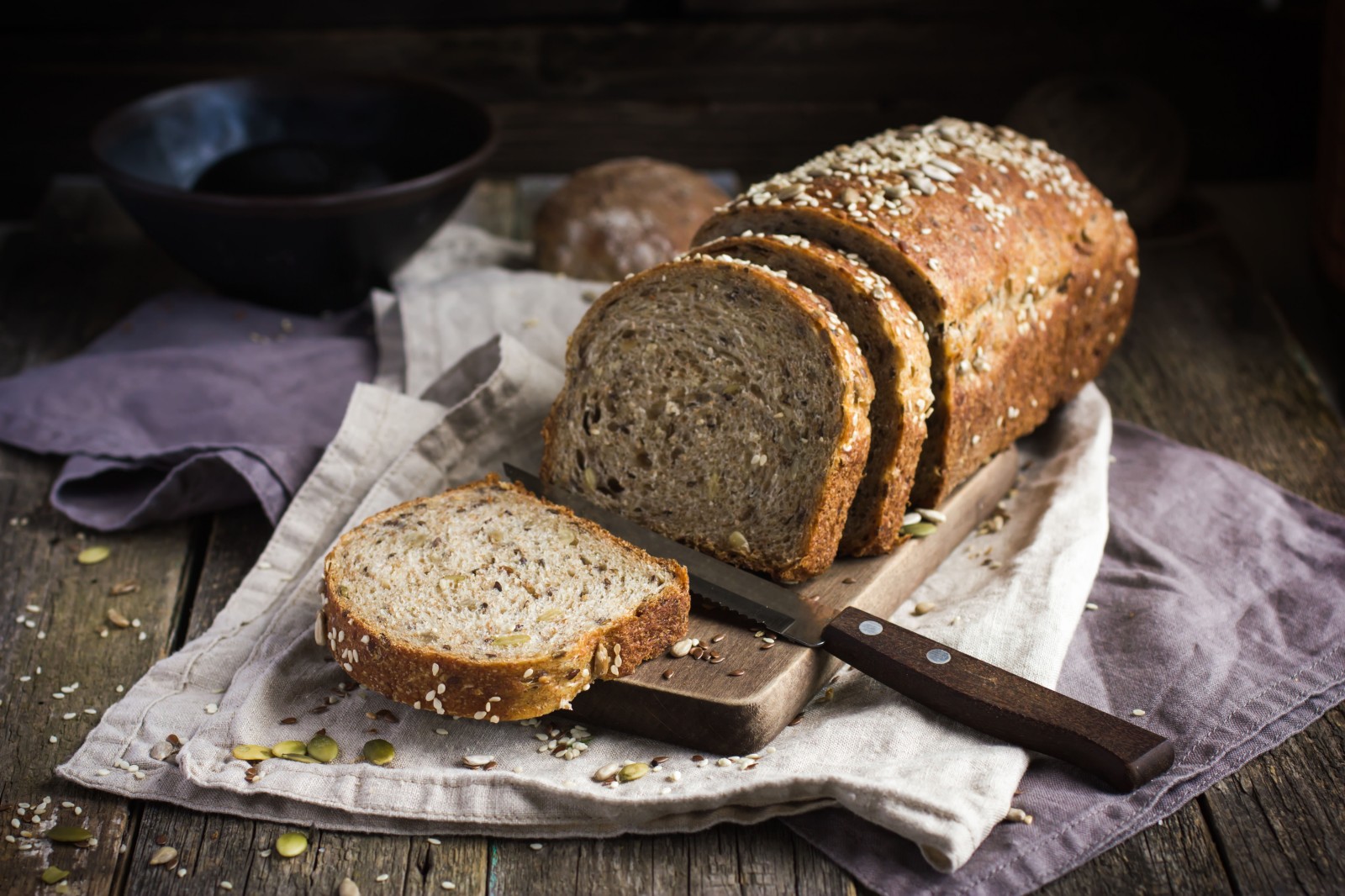 O pão é um dos alimentos mais antigos; estima-se que ele alimenta a humanidade há mais de 30 mil anos. Que tal preparar Pão Integral Nutritivo? / GB Imagem 