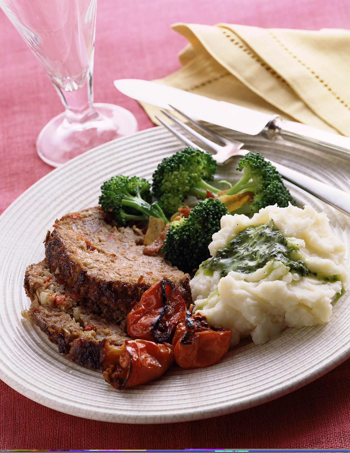 O Bolo de Carne é uma delícia e pode ser preparado com antecedência/GB Imagem 
