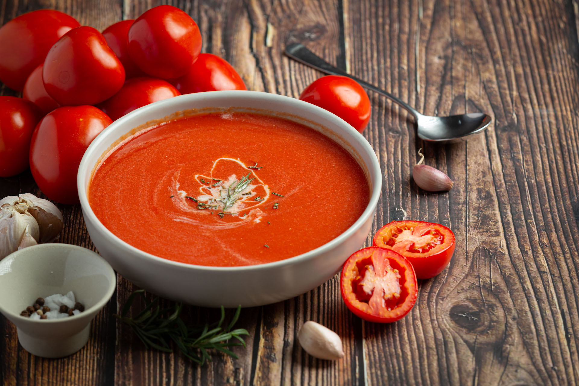Sopa de Tomates é muito prática e fácil de ser feita/GB Imagem