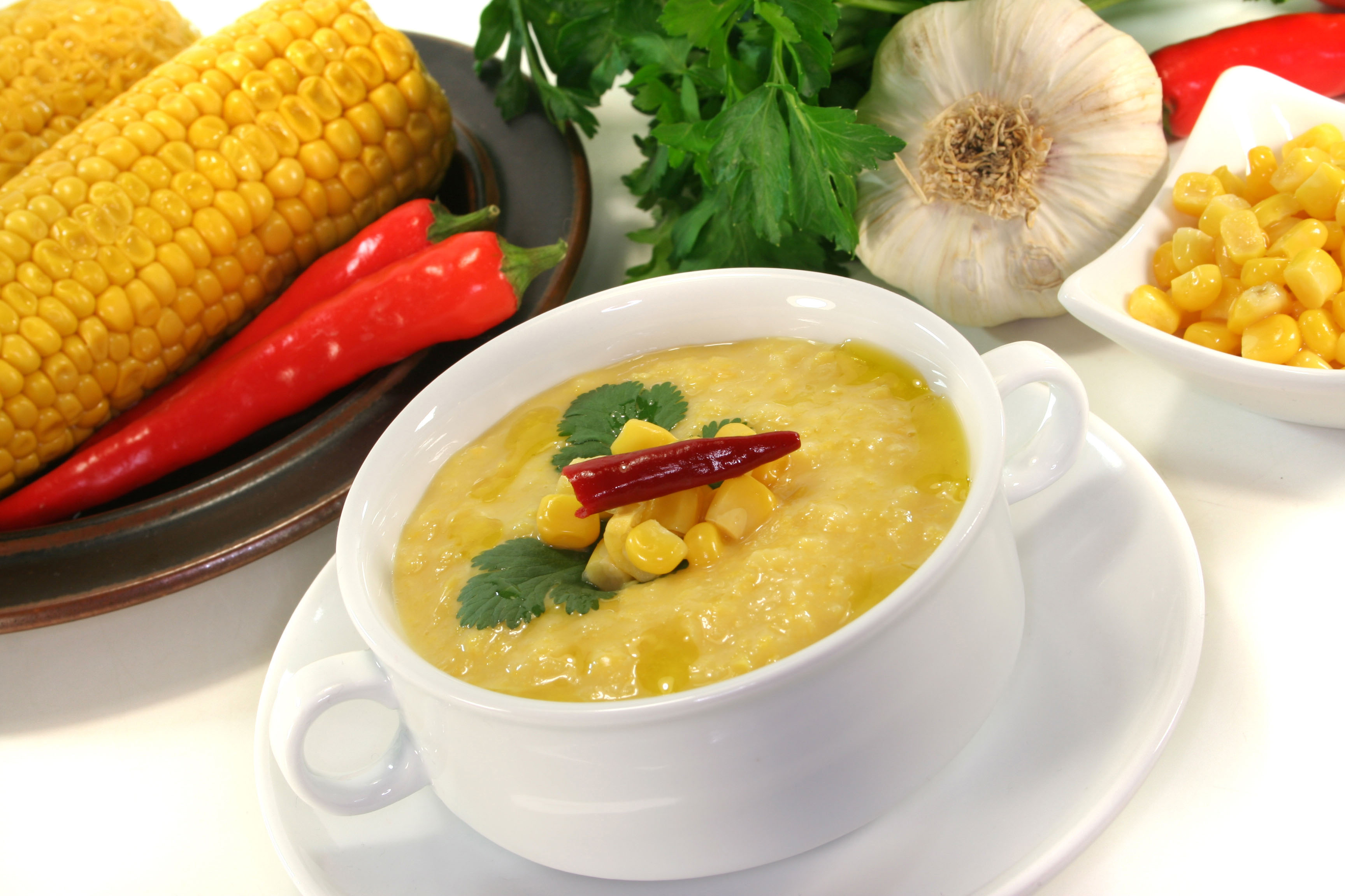 De preparo rápido e simples, a Sopa Cremosa de Milho é prato único e classificada como 