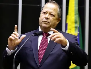 União Brasil deve expulsar deputado preso neste domingo