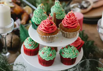 O Cupcake é aquele bolinho macio e cheiroso! E pode virar a atração principal da Ceia de Ano Novo! / GB Imagem