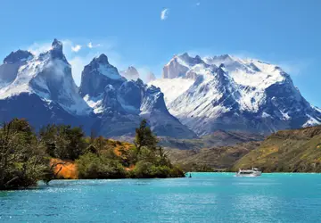 Não deixe de conhecer o Parque Nacional Torres del Paine, localizado na Região de Magalhães ao sul da Patagônia chilena. É considerado um dos parques mais impressionantes do sul do Chile / GB Imagem
